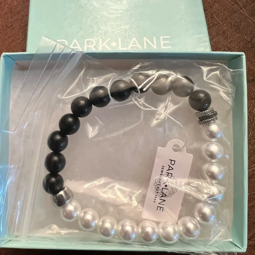 Park Lane Noir Black and White Beaded Bracelet | New